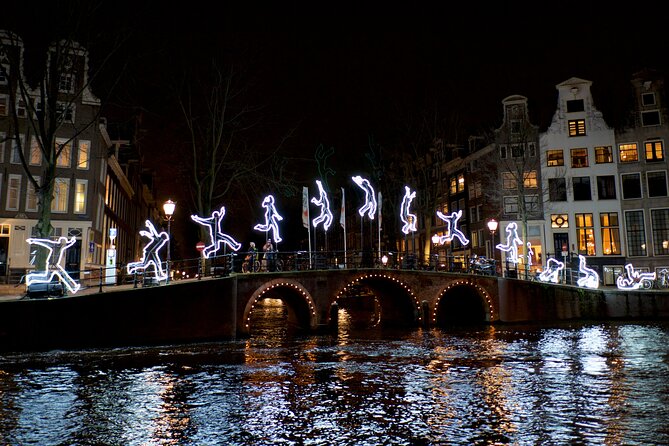 Amsterdam Light Festival Canal Cruise + Unlimited Drinks Option - Meeting at Central Station: Getting There Without Stress