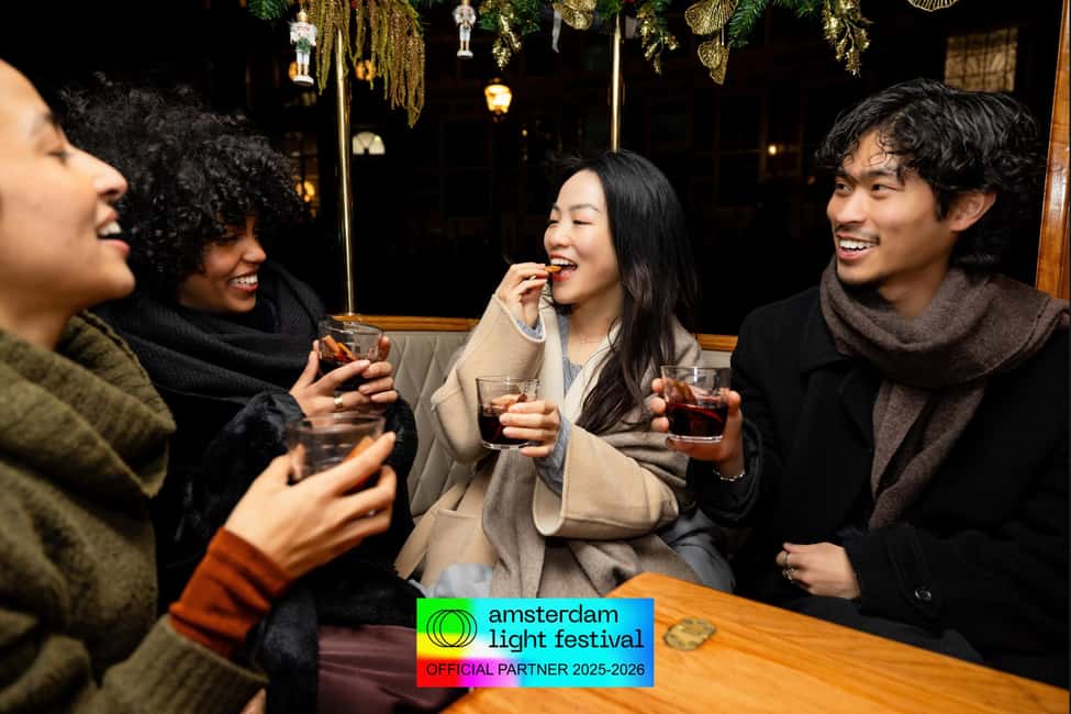Amsterdam: Light Festival Heated Cruise with Drinks & Snacks - Who should book this heated light-festival cruise