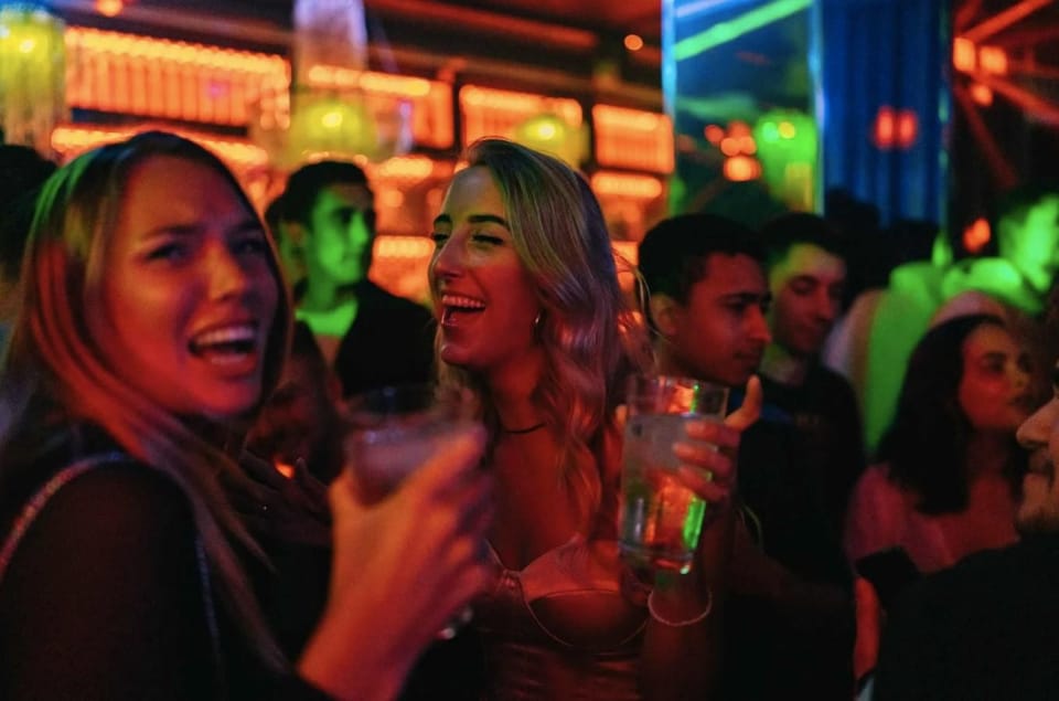 Amsterdam: Ludwig's Original Pub Crawl with VIP Club Entry - Key highlights worth caring about