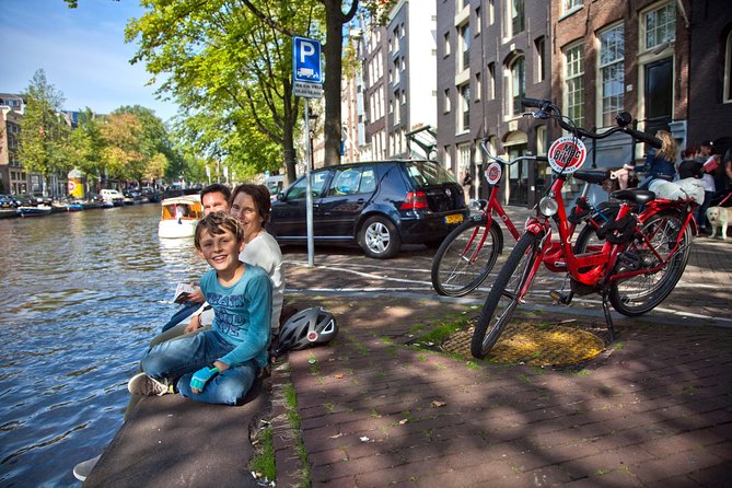 Amsterdam: Multiple-Day Bike Rental - Locks and parking: how to secure your bike like a local