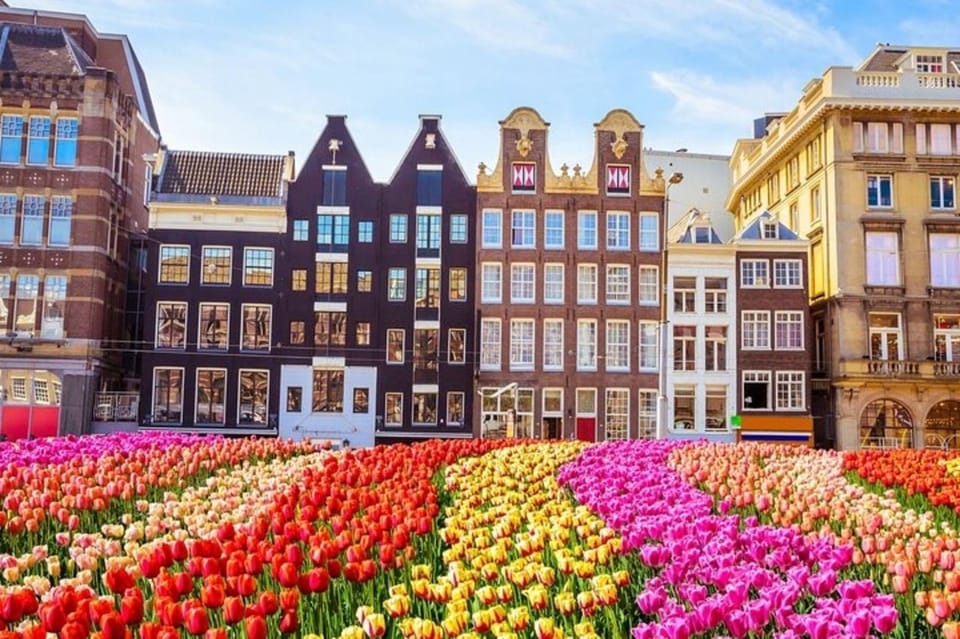 Amsterdam: Must-See Attractions Guided Walking Tour - Kalverstraat Street: A Quick Photo Stop That Sets the Mood