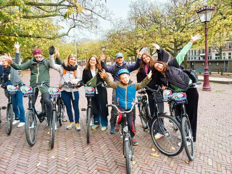 Amsterdam: Off the Beaten Path Bike Tour in French - Entrepotdok and Plantage: calmer streets with history in the edges