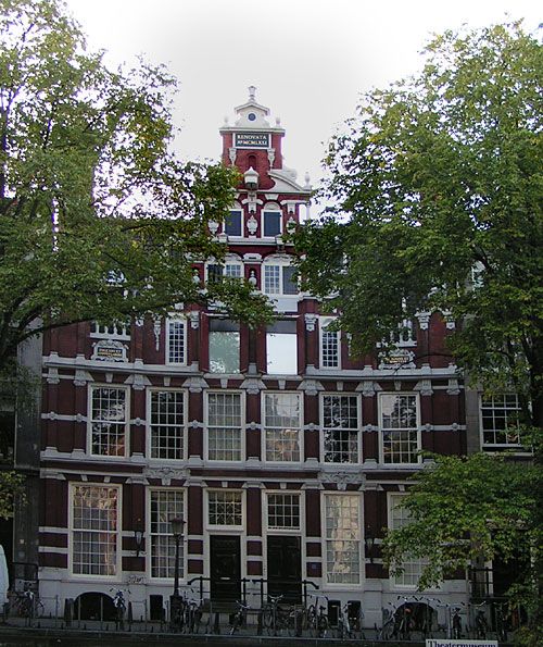Amsterdam Old City Private Walking Tour - Medieval center route: Old Church, hidden churches, and a city-wall reminder