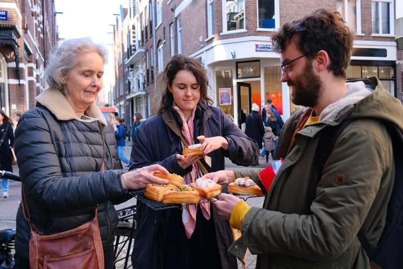 Amsterdam Old-West Vegan Food Tour with Local Guide - Start at Bellamy Square Park: the friendly launch point