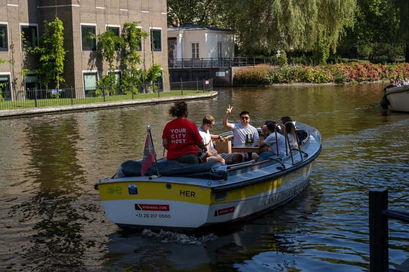 Amsterdam: Open Boat Tour of Canals with Expert Local Guide - Should you book this Stromma open-boat canal tour?