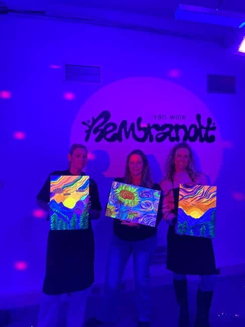 Amsterdam: Paint and Sip in the Dark at Rembrandt van Wine - Price and value: is $55 worth it?