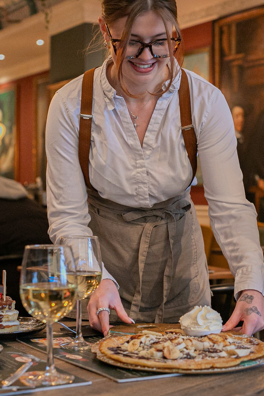 Amsterdam: Pancakes at Dutch Pancake Masters - Timing Tips: Avoid the Late-Slot Rushed Feeling