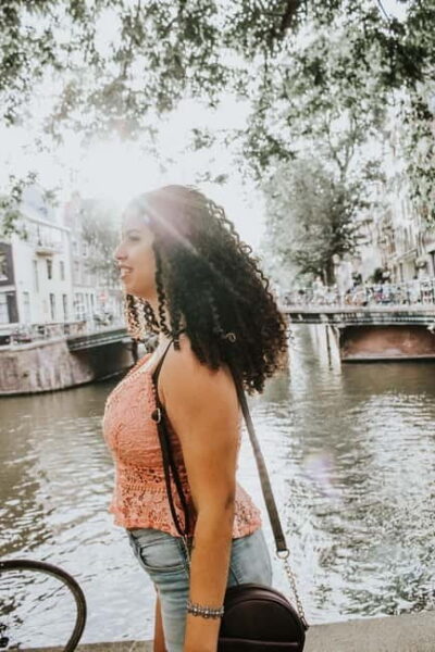 Amsterdam: Particular Photo Session - Choosing your pickup point: Centrale Markt, Schiphol, Zuid, and Centrum