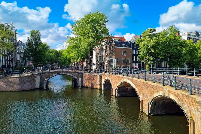 Amsterdam Pedicab City Tour (2 hours) - Rembrandt’s neighborhood and the Jewish quarter: architecture, memory, and reflection