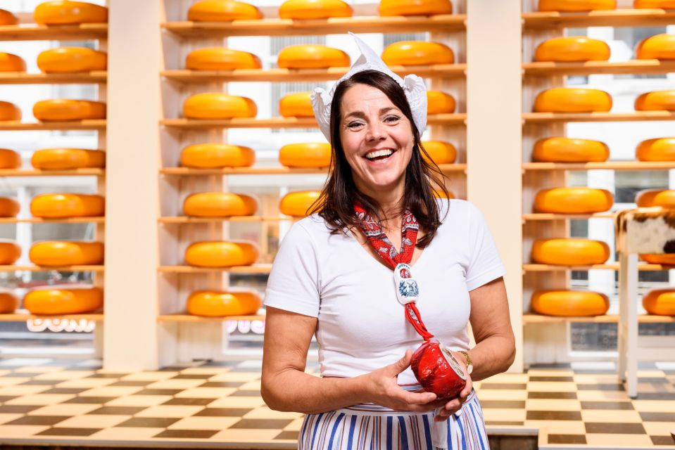 Amsterdam: Premium Henri Willig Cheese Tasting Experience - The Cheese Lineup: 10 Pieces, Dips, and Mustard Pairing Skills