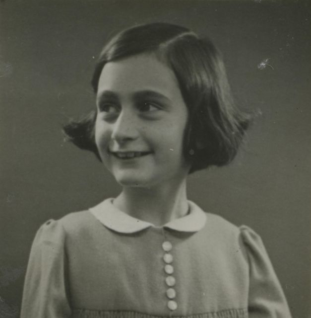 Amsterdam: Private Anne Frank and Jewish History Tour - Quick checklist before you go