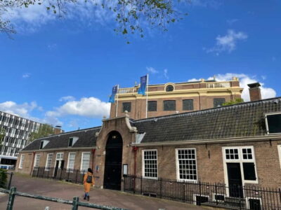 Amsterdam: Private Anne Frank and Jewish History Tour - Walking the former Jewish Quarter: refuge to persecution