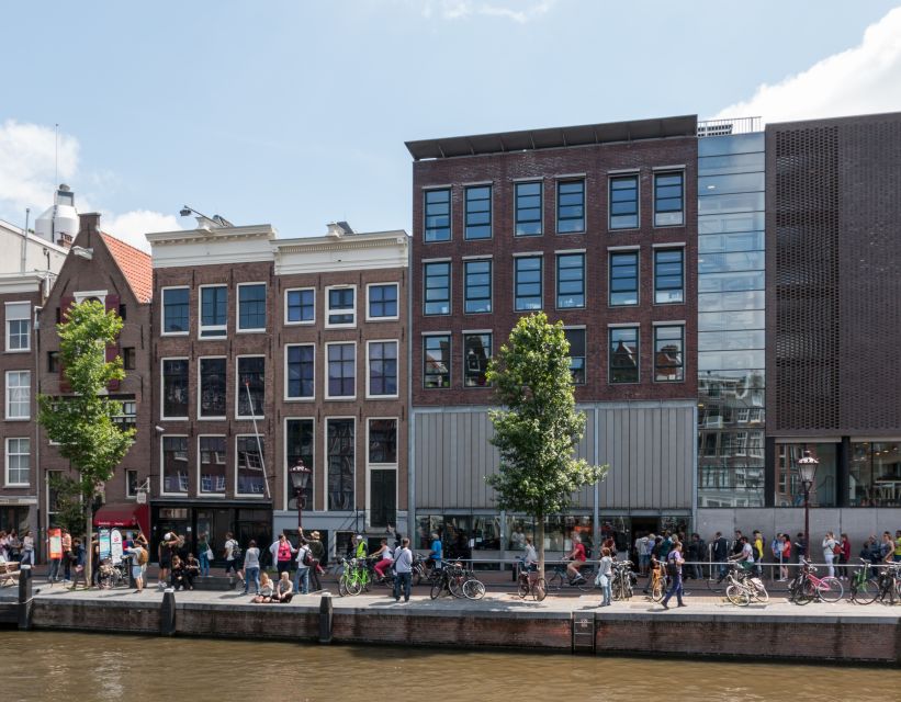 Amsterdam: Private Anne Frank and Jewish Quarter Tour - Where the walk starts: Hermitage Pier by the Amstel