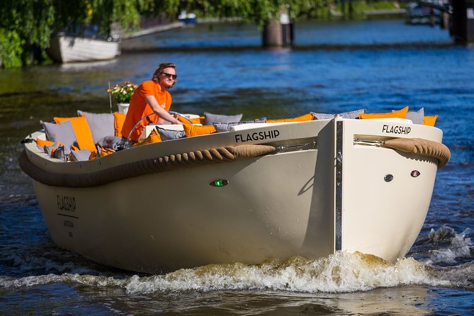 Amsterdam Private BBQ and Drinks Cruise With Onboard Chef - Innermost canal charm and the mansions-on-the-water feeling