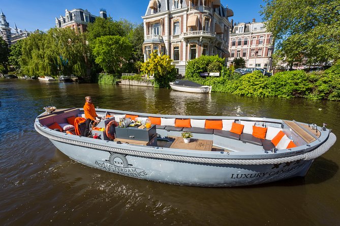 Amsterdam Private Boat Trip With Skipper, Burger and Beers - The full route: famous sights and classic canal-belt views