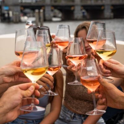 Amsterdam: Private Canal Booze Cruise with Unlimited Drinks - What your 1-hour cruise route feels like in real time