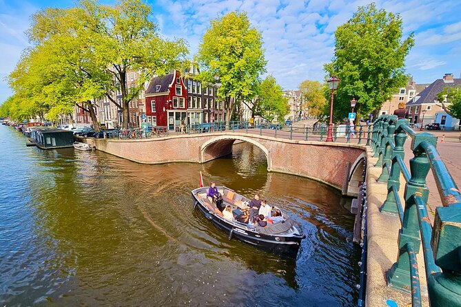 Amsterdam Private Canal Cruise – 90 Minutes through the Old City - De Wallen from the water: watching the scene without getting pulled in