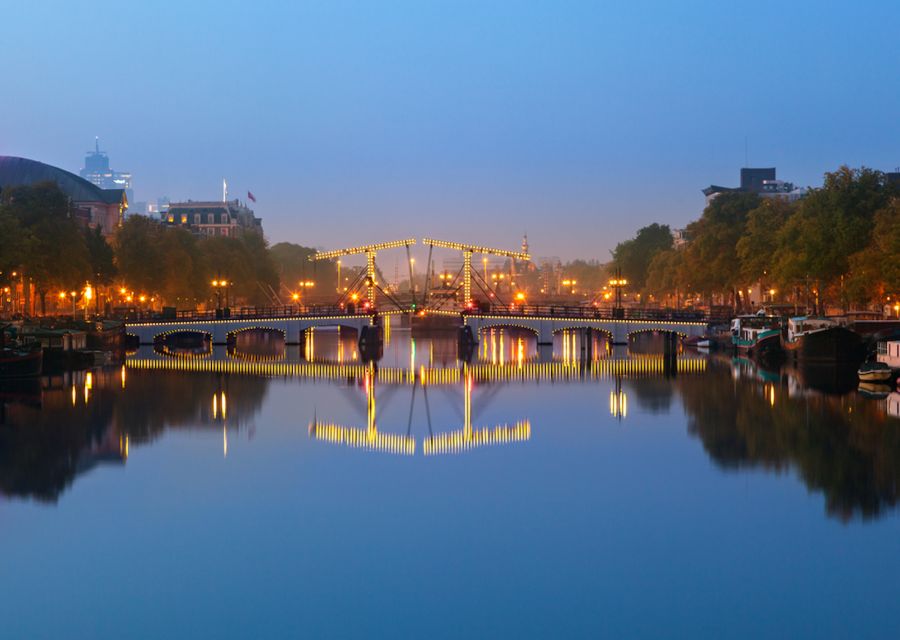 Amsterdam: Private Guided Walking Tour - Golden Age Amsterdam on foot: the canal logic you can feel