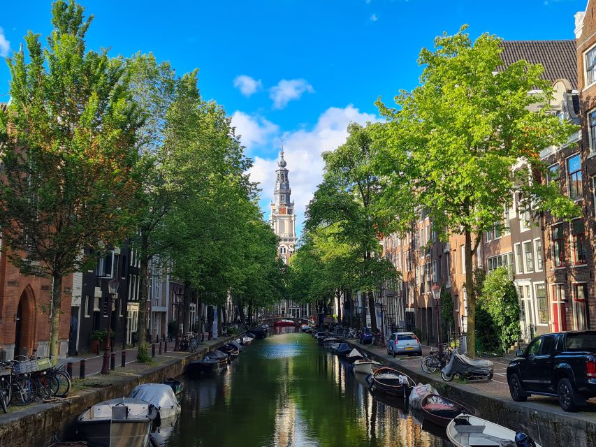 Amsterdam: Private Pedicab Historical Sightseeing Tour - Museumsquare and the Rijksmuseum tunnel stop: a clean finish with big-name context
