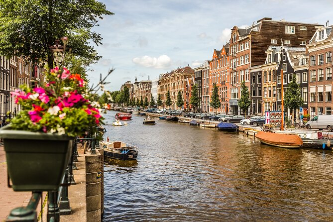 Amsterdam Private & Personalized Full-Day Tour with a Local Guide - Stop type 2: a leafy neighborhood that feels like daily life