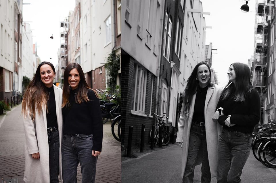 Amsterdam: Private Photoshoot in iconic locations - How the photos get delivered (and why 10 matters)