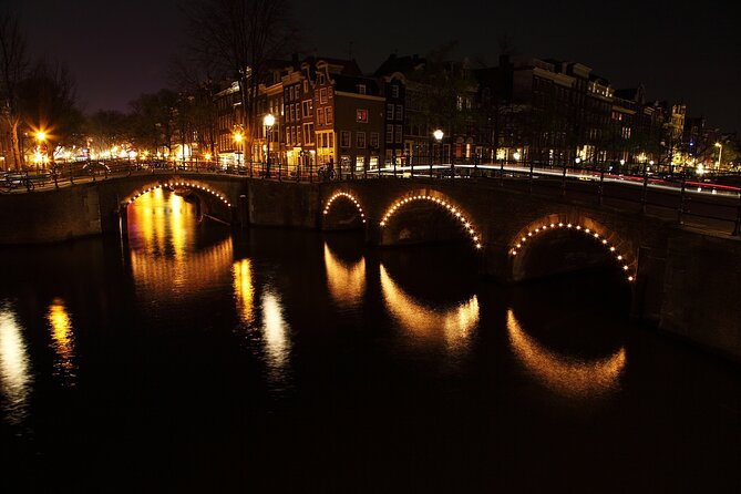 Amsterdam: Private Romantic Evening Canal Cruise + Bubbles/Snacks - Timing: 45 vs 90 minutes, and how to choose
