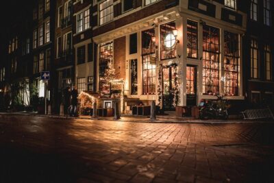 Amsterdam Private Shopping Experience - Picking your style route: from Negen Straatjes to Oud Zuid
