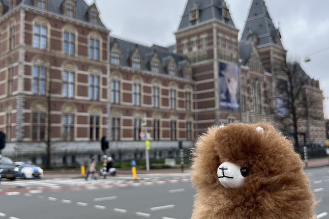 Amsterdam Private Walking & Tasting Tour - Dam Square and the Royal Palace: big landmarks, handled like a neighborhood walk