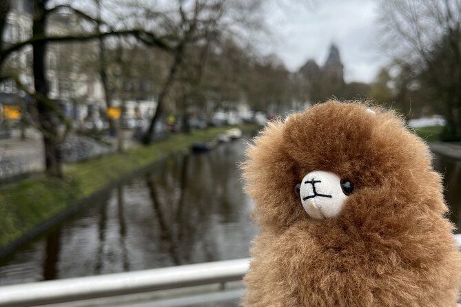 Amsterdam Private Walking & Tasting Tour - Guides make the difference: energy, pacing, and smart detours