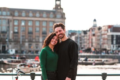 Amsterdam: Professional photoshoot at Centraal Station - The 30–45 minute plan: what happens from Stationsplein 42
