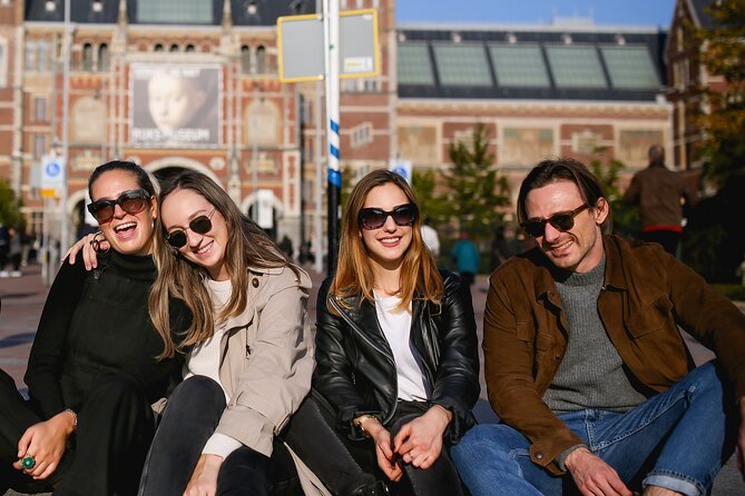 Amsterdam: Professional Rijksmuseum & Museumplein Photoshoot - Why a 30-minute Rijksmuseum shoot feels smarter than selfies