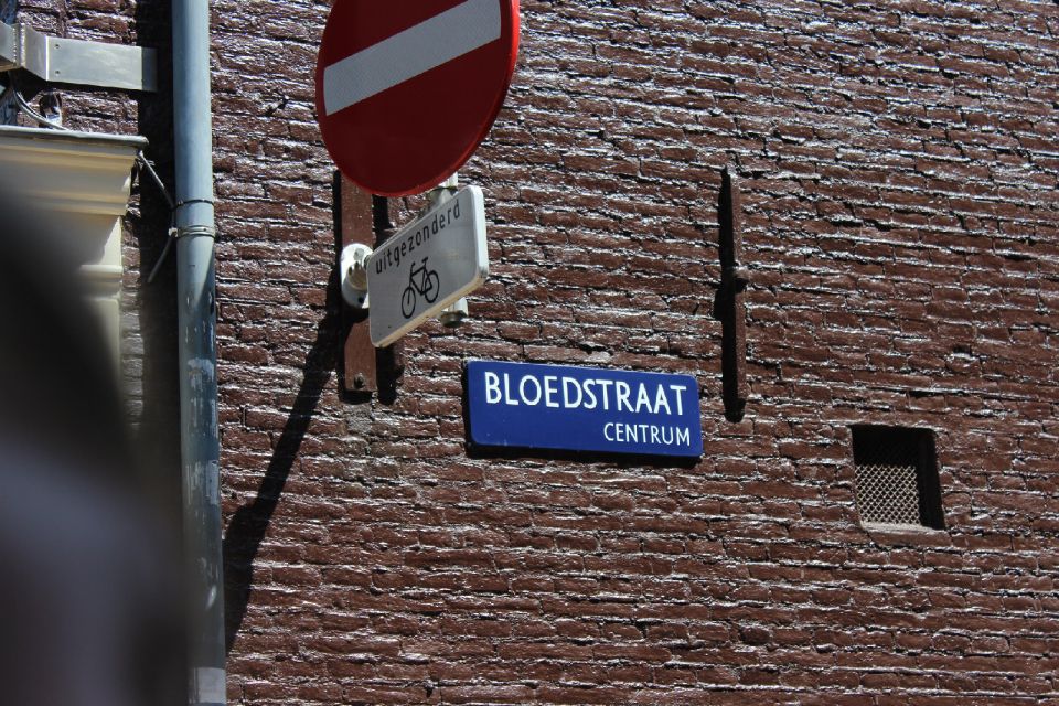 Amsterdam: Red Light District 1-hour Smartphone Audio Tour - Price and value: what $7 actually buys you