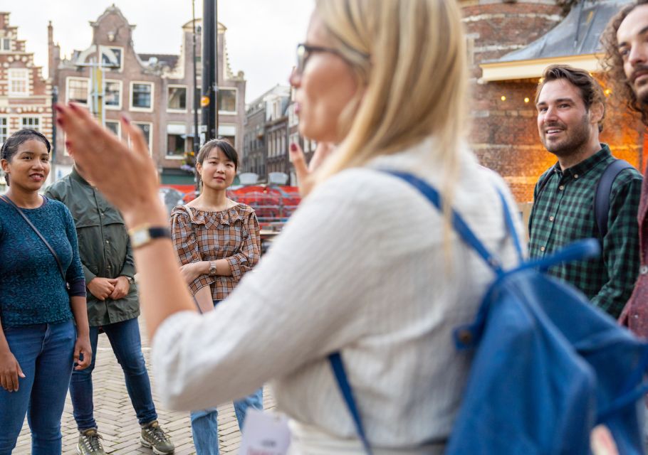 Amsterdam: Red Light District & City Tour German or English - Price and logistics: what you get for $271 per group up to 4