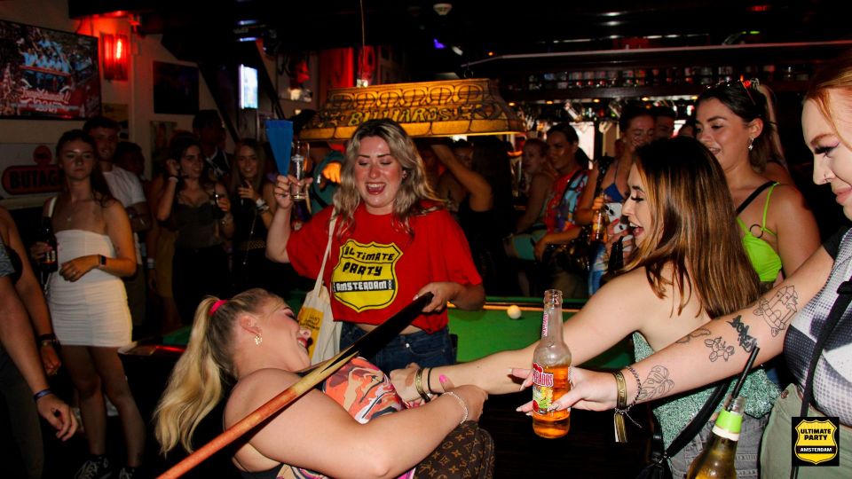 Amsterdam: Red Light District Pub Crawl with Unlimited Shots - The Red Light District party format: four pubs plus a nightclub