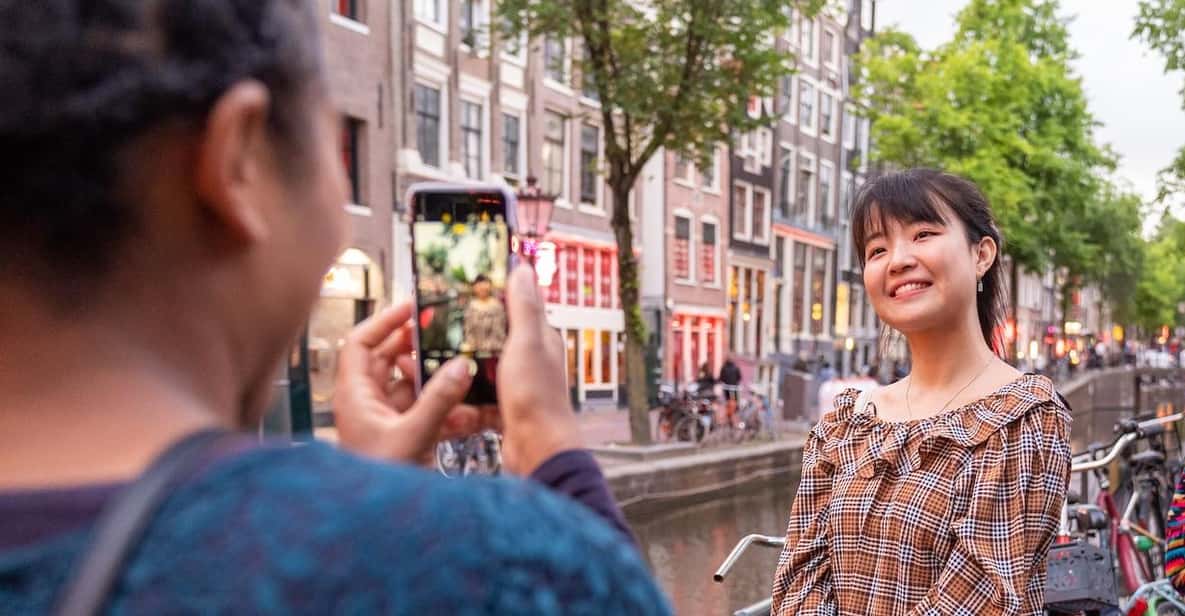 Amsterdam: Red Light Tour Exclusive + Peep Show - Why this Amsterdam Red Light tour feels different from a drive-by