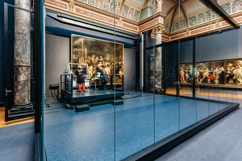 Amsterdam: Rijksmuseum Entry Ticket - Navigating the museum floor without losing hours