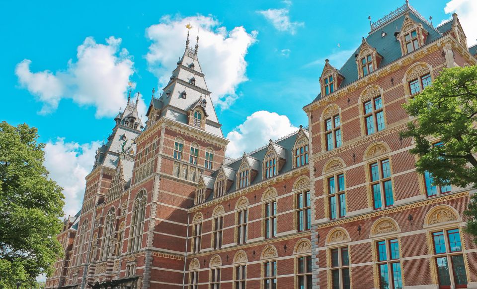 Amsterdam: Rijksmuseum Private Tour - Medieval vs Dutch painting: the comparison that changes how you see everything