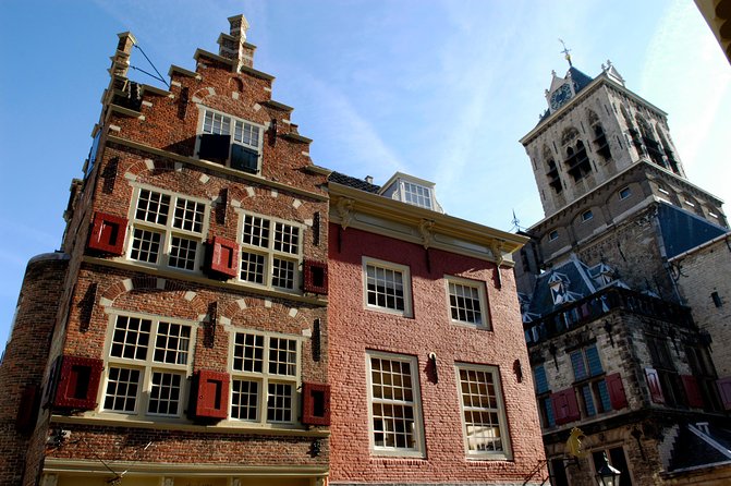Amsterdam: Rotterdam, Delft and The Hague Private Tour - The Hague landmarks: Binnenhof, Peace Palace, and the city’s political mood
