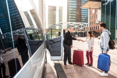Amsterdam Schiphol Airport (AMS) Departure transfer from Amsterdam City - The pickup plan: where the driver meets you (and what if cars can’t stop?)