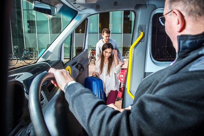 Amsterdam Schiphol Airport (AMS) Departure transfer from Amsterdam City - How the driver helps you at Schiphol (beyond just dropping you off)