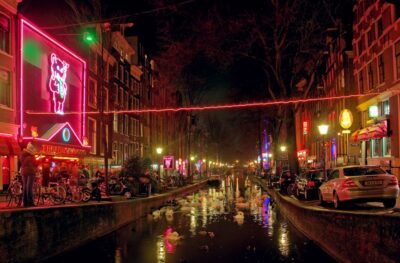 Amsterdam: Sex, Drugs, and Freedom Walking Tour - Where the walk takes you: Dam Square to the canals