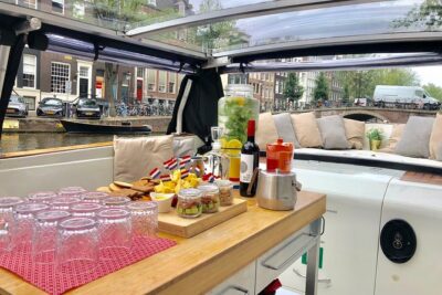 Amsterdam Small-Group Breakfast Morning Cruise - Meeting at Keizersgracht 401, Then Cruising Calmly for About 2 Hours