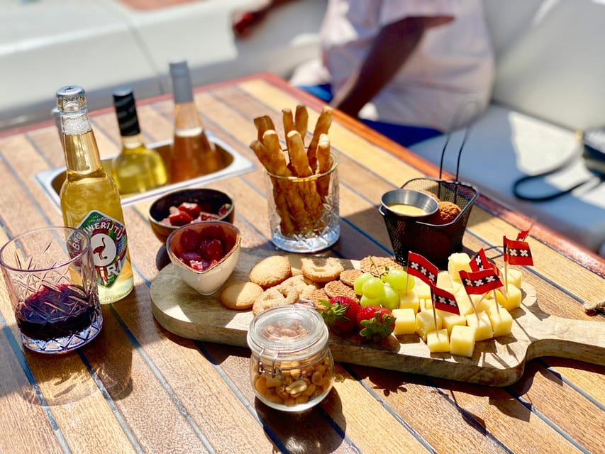 Amsterdam Small Group Canal Cruise inc Snacks/Drinks Winter - Key highlights you’ll actually feel