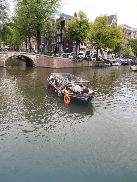 Amsterdam Small Group Canal Cruise inc Snacks/Drinks Winter - Price and Value: Around $71 for Drinks, Snacks, and Guided Time