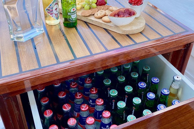 Amsterdam Small-Group Canal Cruise Including Snacks and Drinks - FAQ