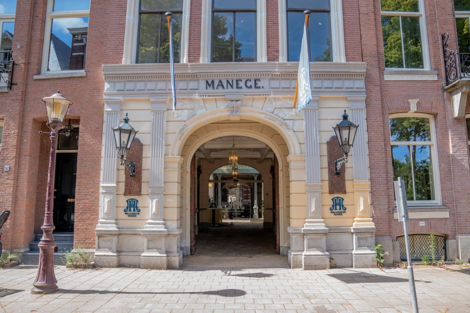 Amsterdam: The 'Hollandsche Manege' Stables Entry Ticket - Should you book the Hollandsche Manege stables ticket?