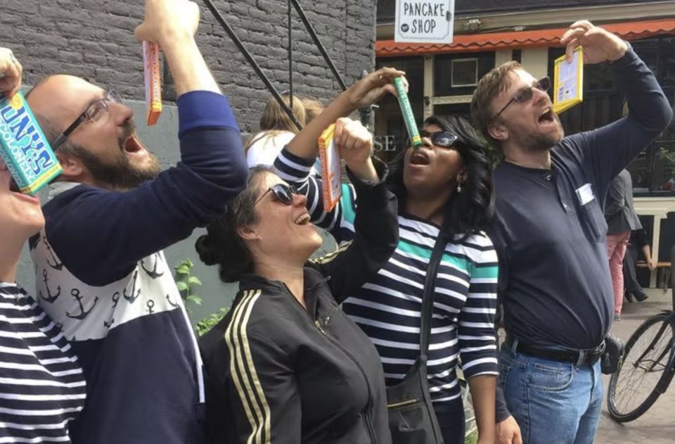 Amsterdam: The Story of History & Culture Walking Tour - The Dog Companion Moment: Fun Extra Time With Tolkien (Some Departures)