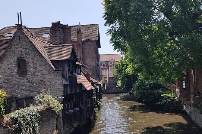 Amsterdam to Bruges – Private luxury Full-Day Tour Cristmasmarket - Add-on option for Ghent: a bigger Belgium day, but don’t lose Bruges