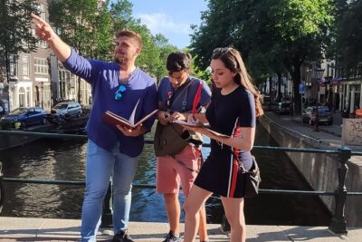 Amsterdam Treasure Hunt: The Mystery of a Secret Sender - Where you start: the Zwanenburgwal meeting point and the 3km walk