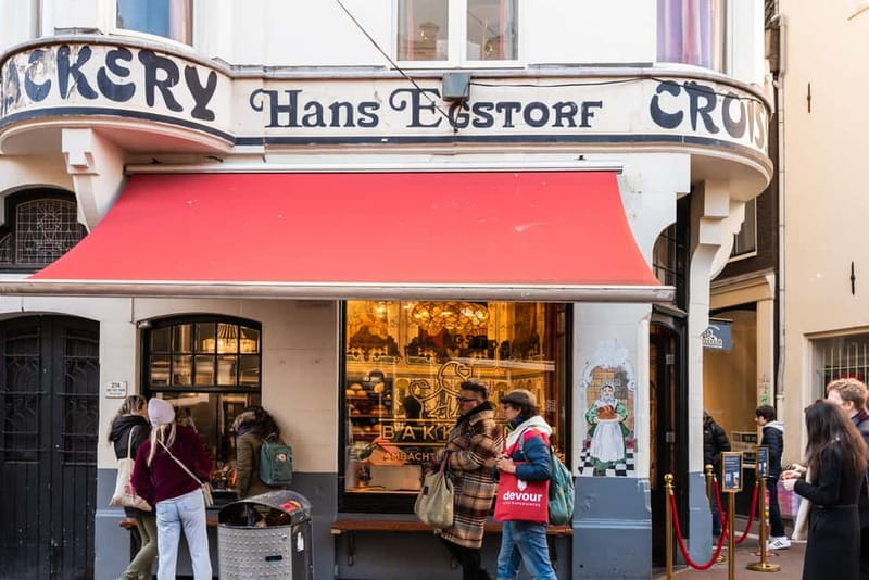 Amsterdam: Ultimate Amsterdam Food Tour - Café Sonneveld finale: bitterballen, stampot, and Dutch sausage with beer